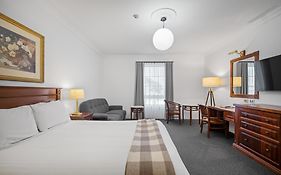 The Lawson Riverside Suites